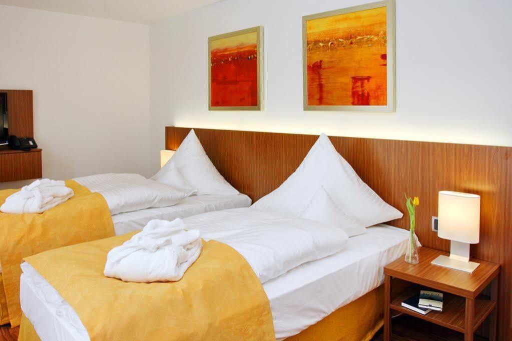 Hotel Klostergarten Кевелер Екстериор снимка